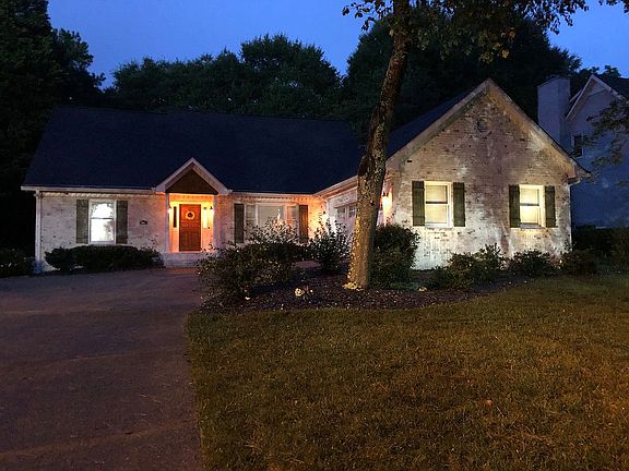 2nd image of 464 Timberlea Lake Dr SE