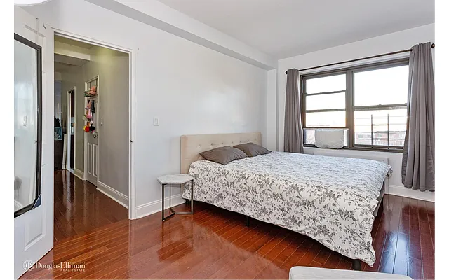 Sold by Douglas Elliman | media 26