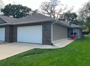 464 Progress Ave, Waterloo, IA 50701