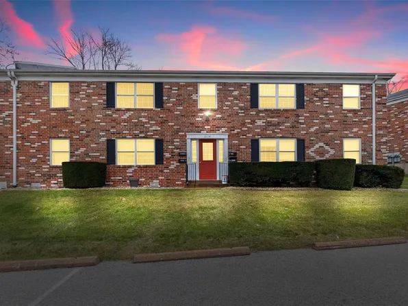 3114 Carnaby Ln APT C, Bridgeton, MO 63044