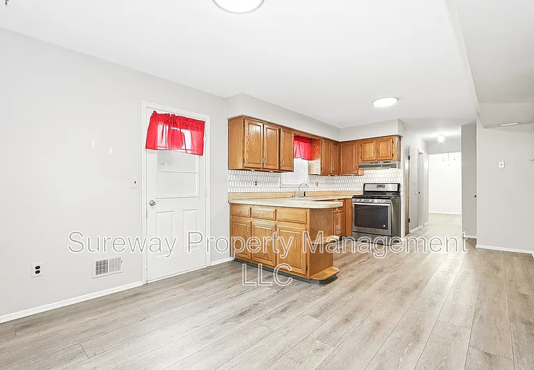 2 Albert E Bonacci Dr — Photo 8