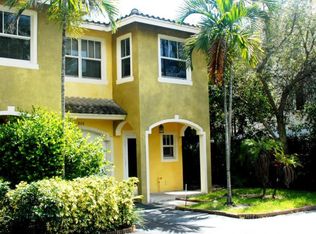 808 SW 4th Ct, Fort Lauderdale, FL 33312