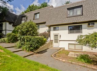 58 Suffield Meadow Dr #58, Suffield, CT 06078