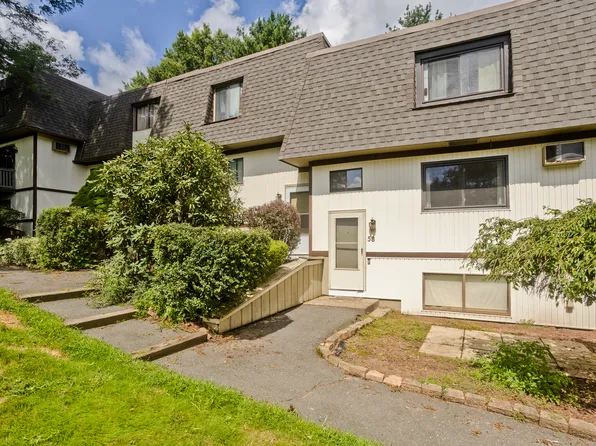 58 Suffield Meadow Drive #58, Suffield, CT 06078