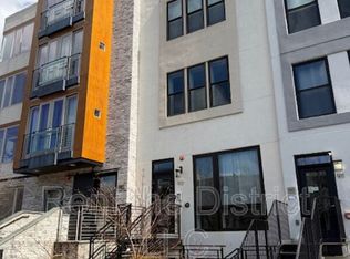 913 12th St NE #2, Washington, DC 20002