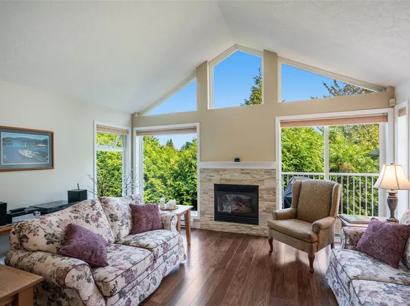 571 Bradley St #12, Nanaimo, BC V9S 1B9