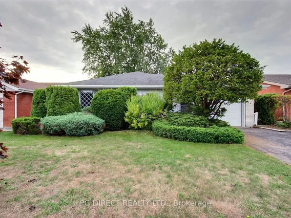 12 Belvedere Rd, Quinte West, ON K8V 4A7