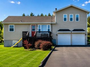 142 Main Street, Peterview, NL A0H1Y0