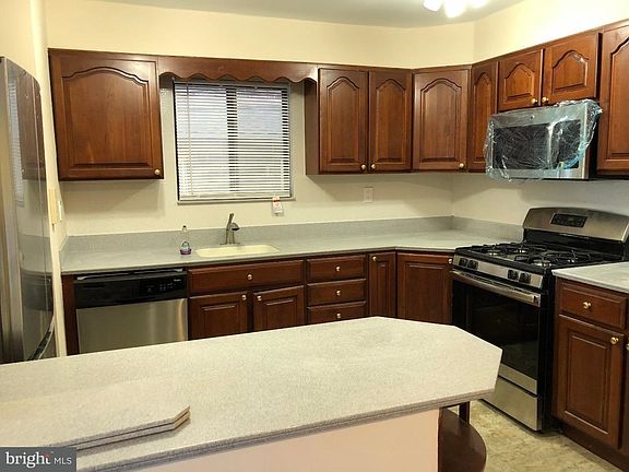 3rd image of 15131 Beverly Dr Floor 1
