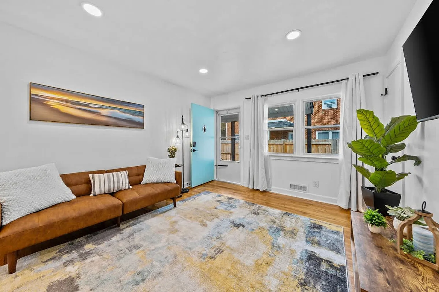 2 bed, 1.0 bath, $3,041 — Photo 1