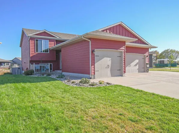 4310 S Tribbey Trl, Sioux Falls, SD 57106