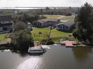 124 Marine View Dr SE, Ocean Shores, WA