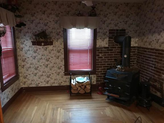 3rd image of 6 Orchard St