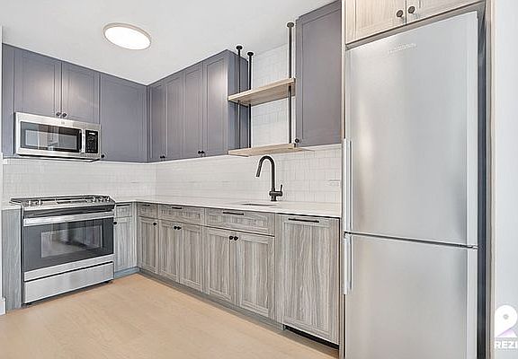 2nd image of 3620 Steinway St APT 234