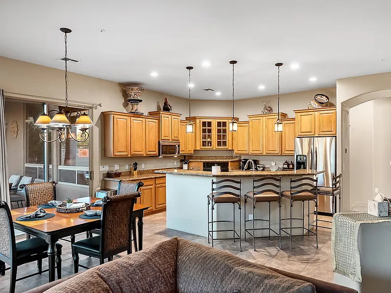6008 E Monterra Way — Photo 24