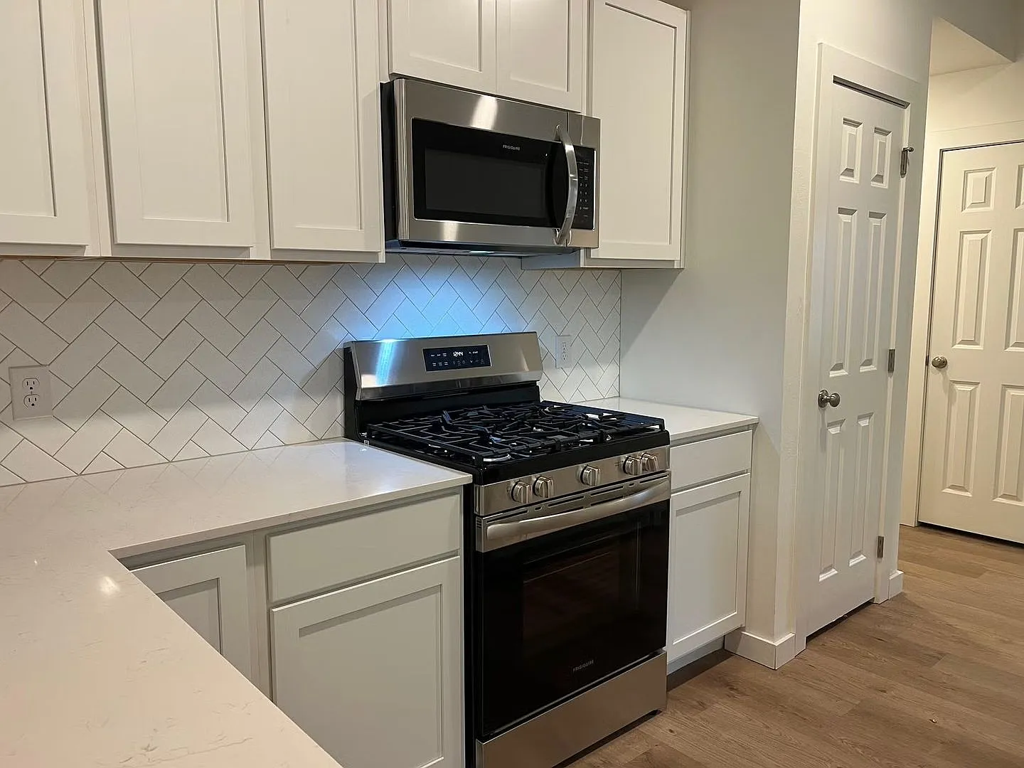 First Month Free - Dream Floorplan! — Photo 4