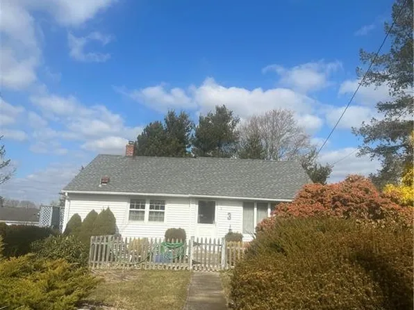 3 Meadow Lark Drive, Westerly, RI 02891