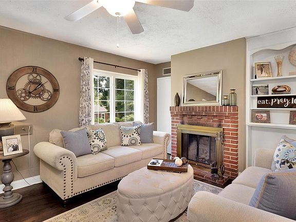 4th image of 1111 Sturgis Dr