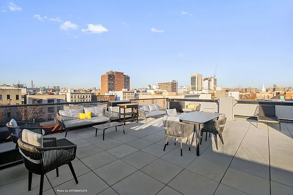 Rented by Compass | media 3