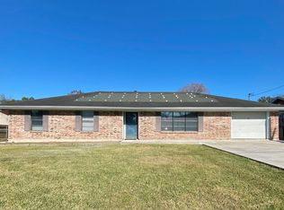 210 Shivers St, Patterson, LA 70392