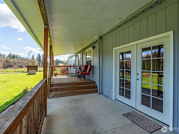 4th image of 776 Winlock-Vader Road