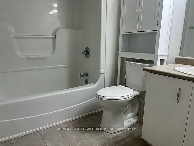 1470 Bishops Gate #306 — Photo 5