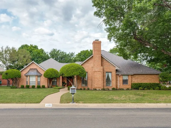 4800 Brockton Ct, Fort Worth, TX 76132