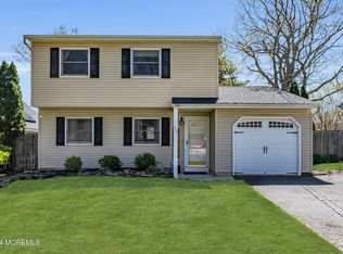 222 17th Ave, Brick, NJ 08724