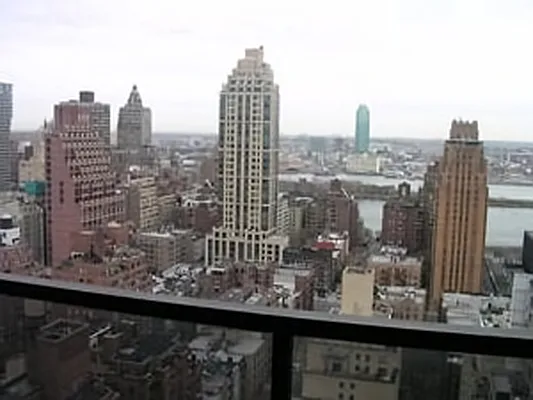 Rented by Corcoran | media 17