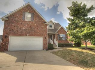 2002 McCrory Pl, Spring Hill, TN 37174