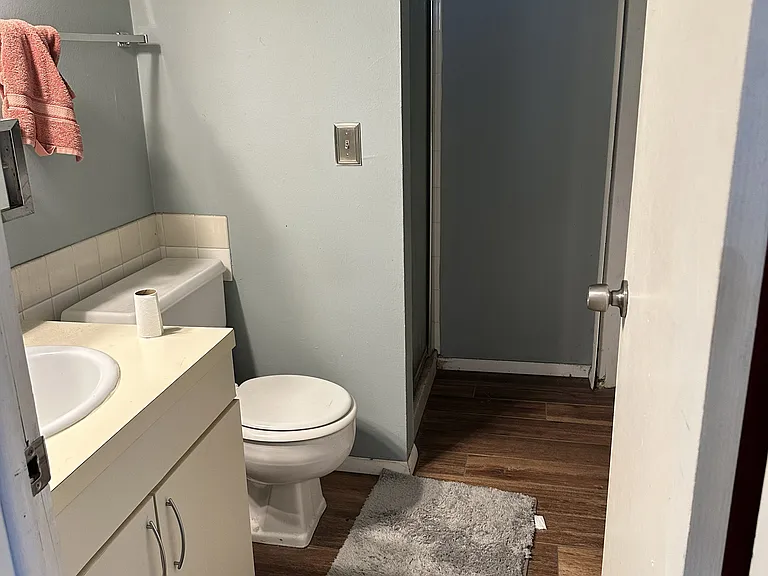 2633 Sherwood Cir — Photo 11