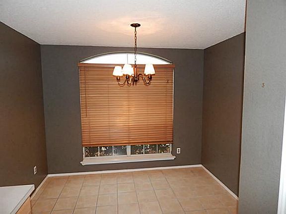 4th image of 8400 Cove Meadow Ln
