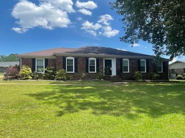 554 Hazelwood Dr, Florence, AL 35633