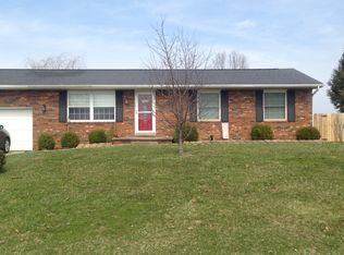 50 Carney Dr, Millwood, WV 25262