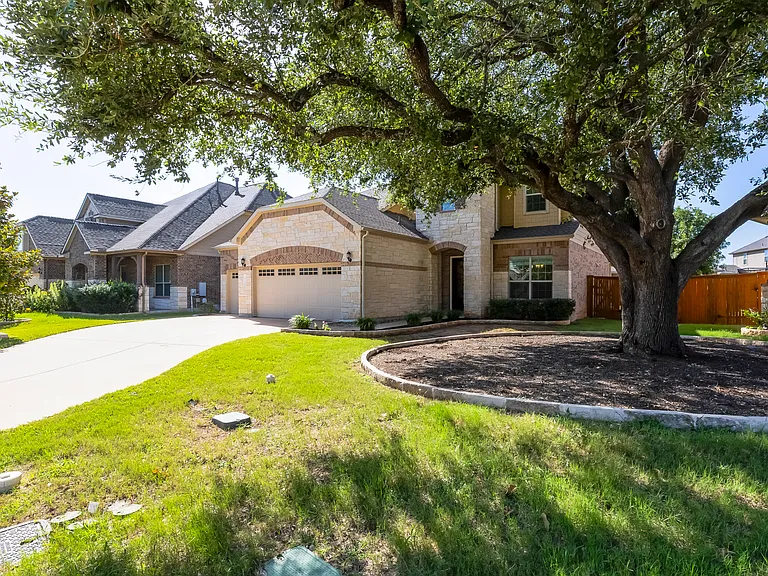 16009 Jeffs Ln — Photo 3
