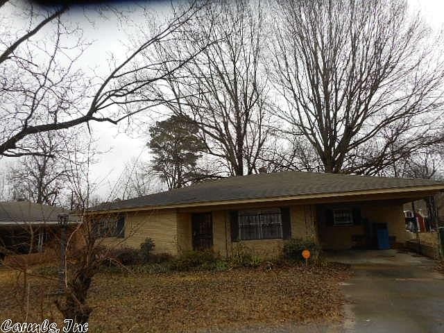 1st image of 805 S Dakota St