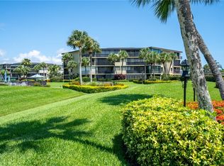 1821 Mooringline Dr APT 1D, Vero Beach, FL 32963