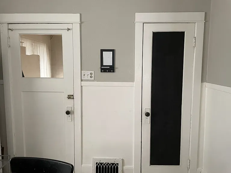 353 N 500 E — Photo 8