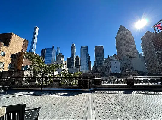 Rented by Avenues Real Estate | media 19