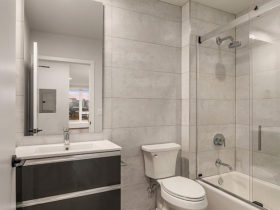 5th image of 1821 13th Ave #501
