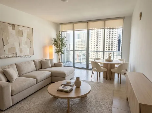 1111 SW 1st Ave, Miami, FL