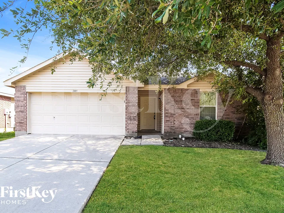 1105 Eagle Claw Dr