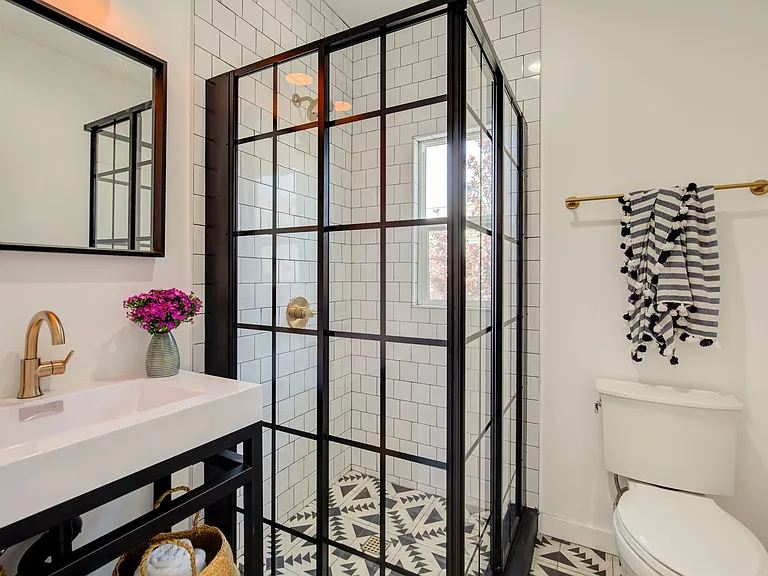 3412 Thorpe Ave — Photo 25