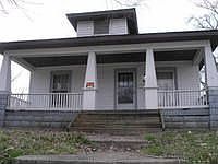 1st image of 615 N 9th St