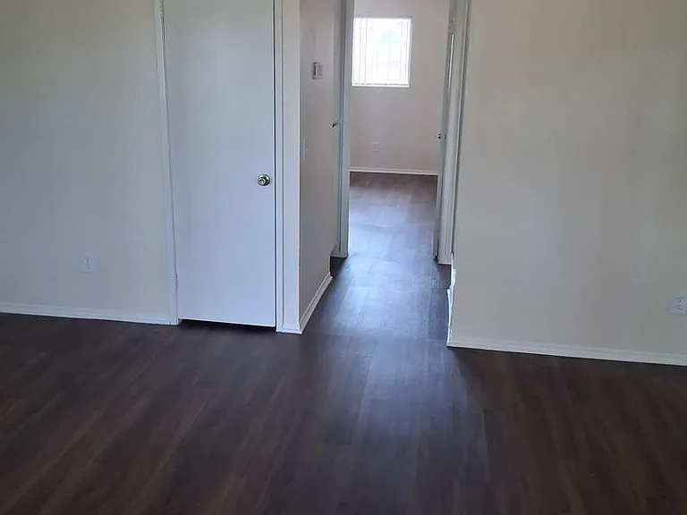 350-352 S Monte Vista St — Photo 6