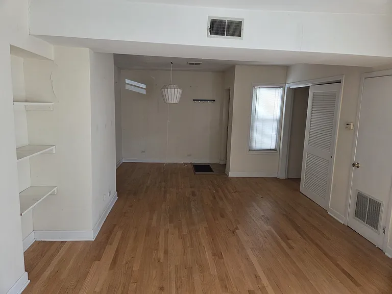 1243 W Hood Ave #1S — Photo 4