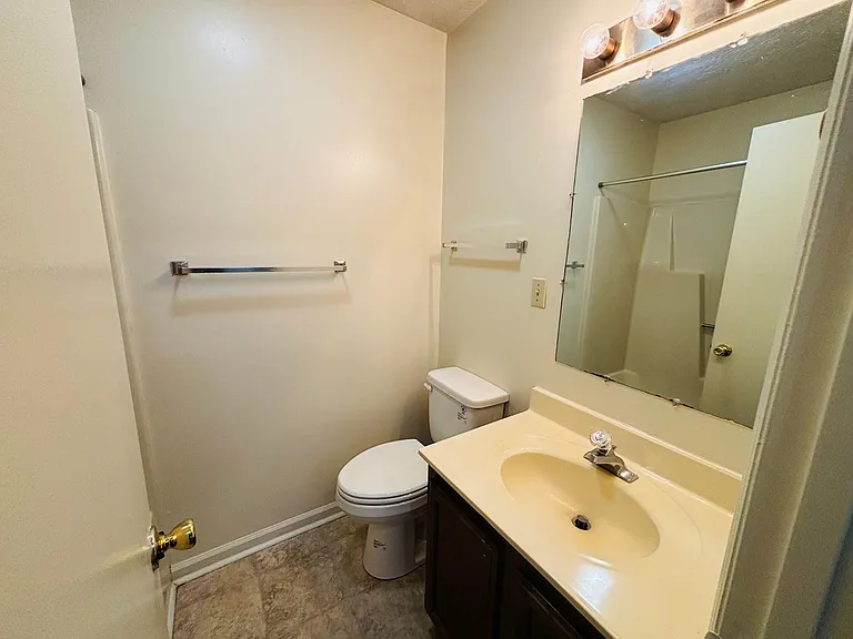 1233PB -Ellett Road Duplexes -Lester - M — Photo 134