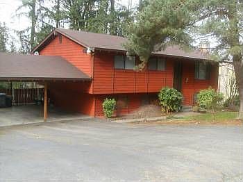 1st image of 6909 Clover Blossom Ln NE