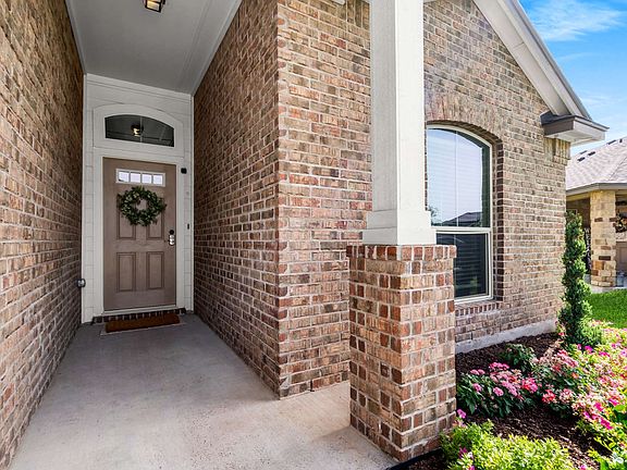 3rd image of 11105 Gainer Dr