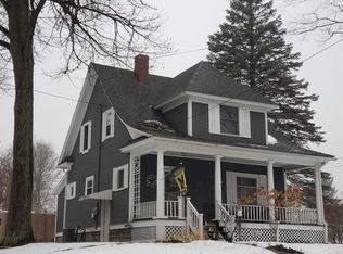 1120 S Jefferson St, Hastings, MI